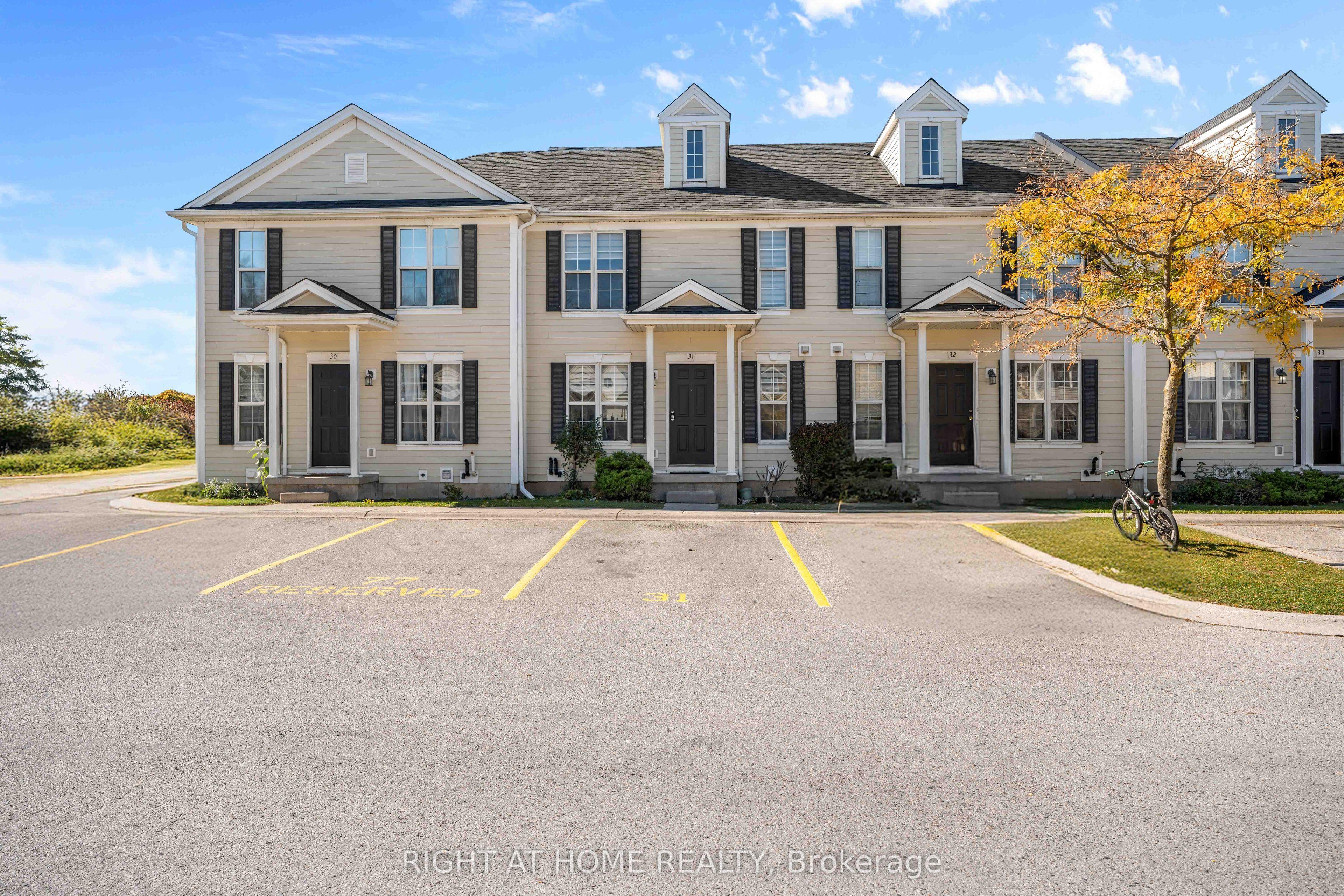 600 Sarnia Road, Unit 31 — photo 1