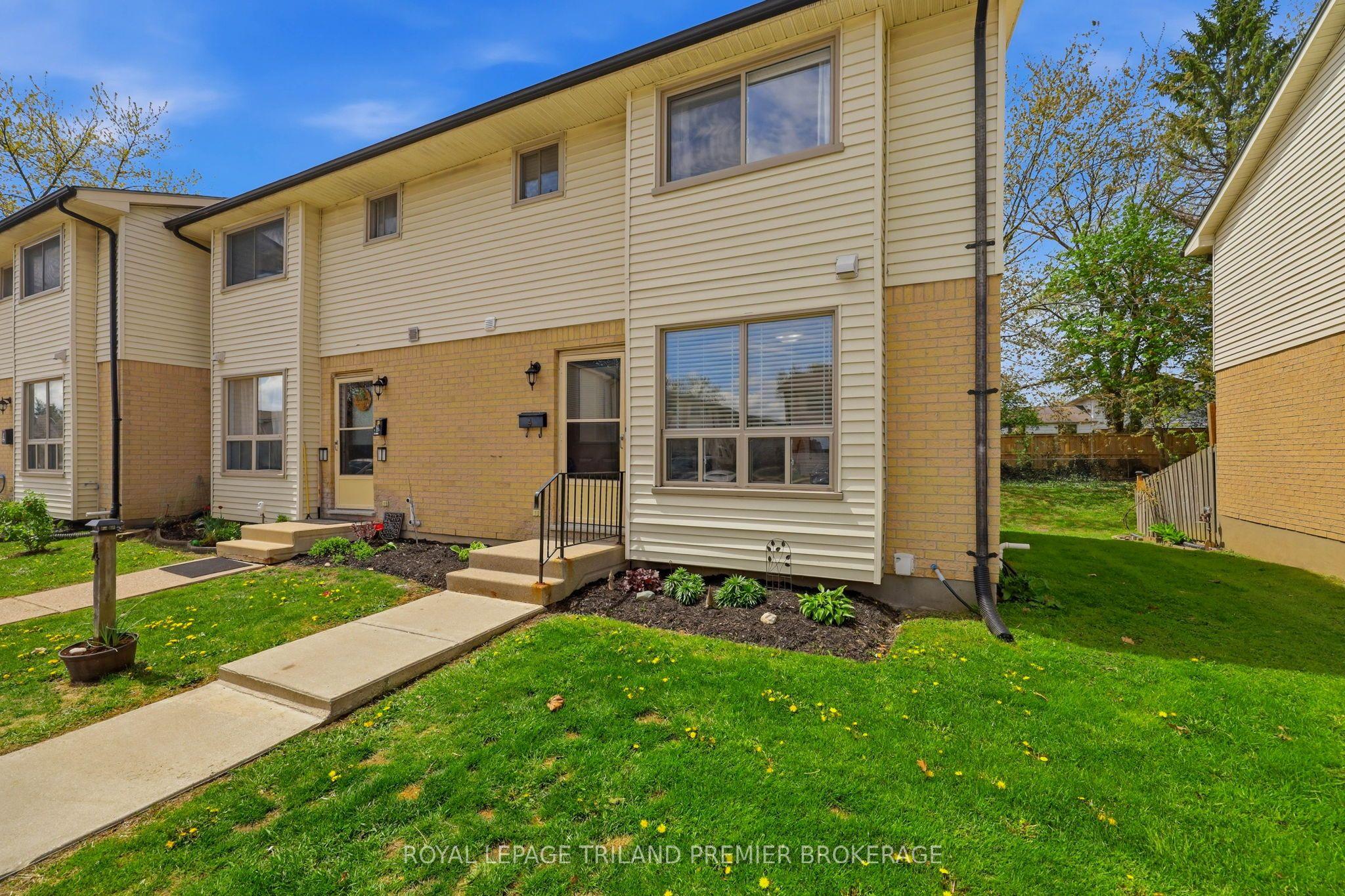 135 Belmont Drive, Unit 4 — photo 1