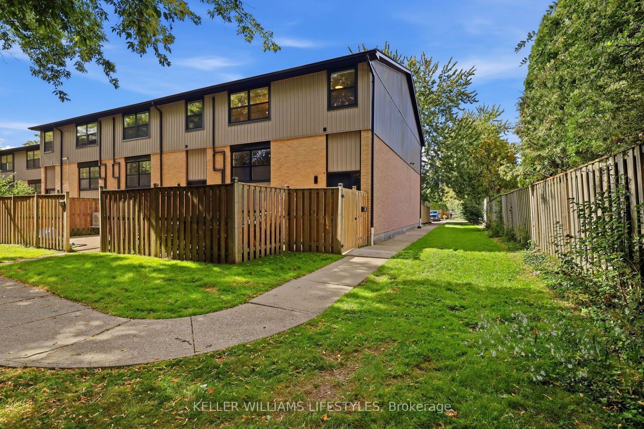 105 Andover Drive, Unit 36 — photo 1