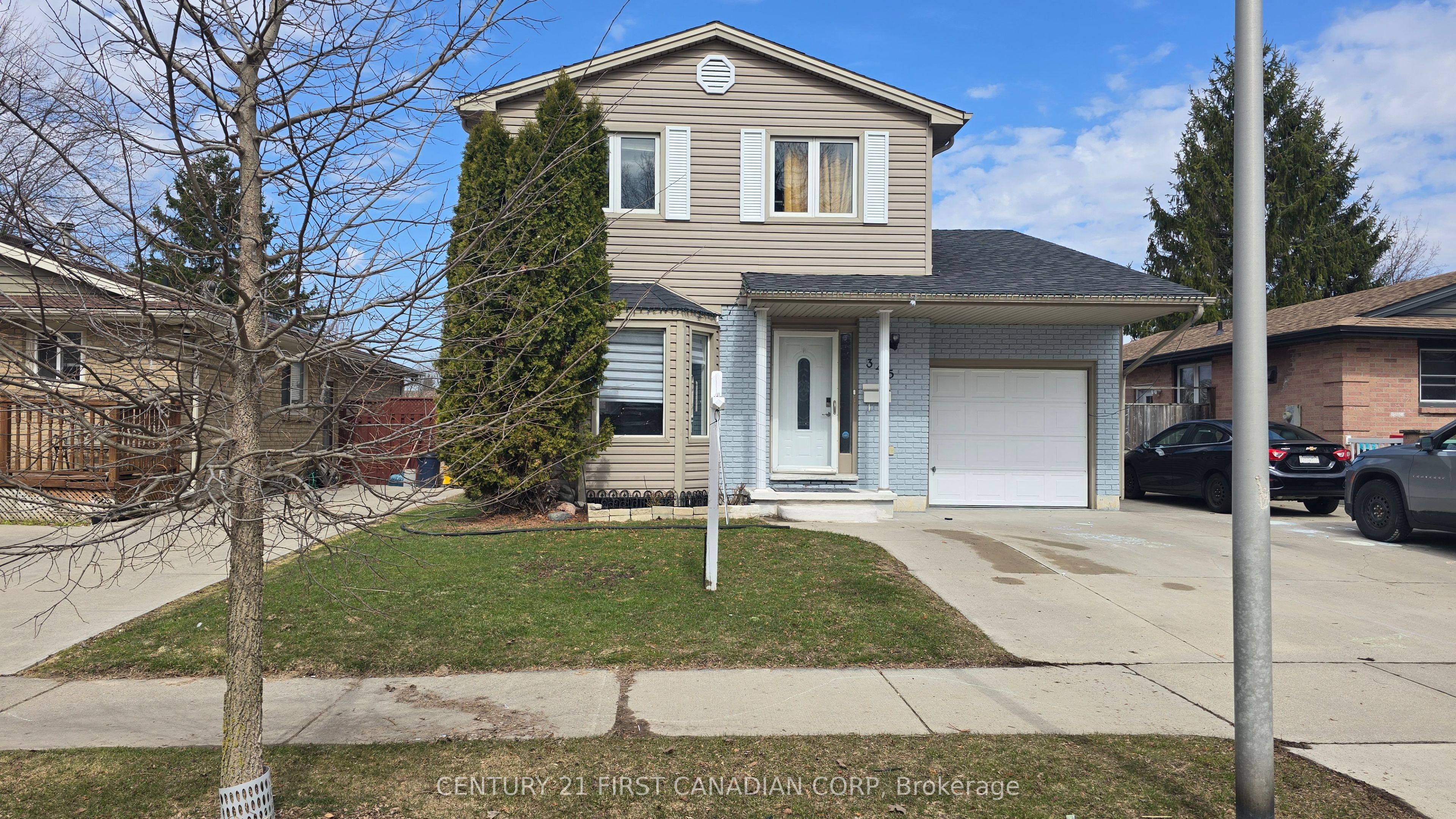 345 Banbury Crescent — photo 1