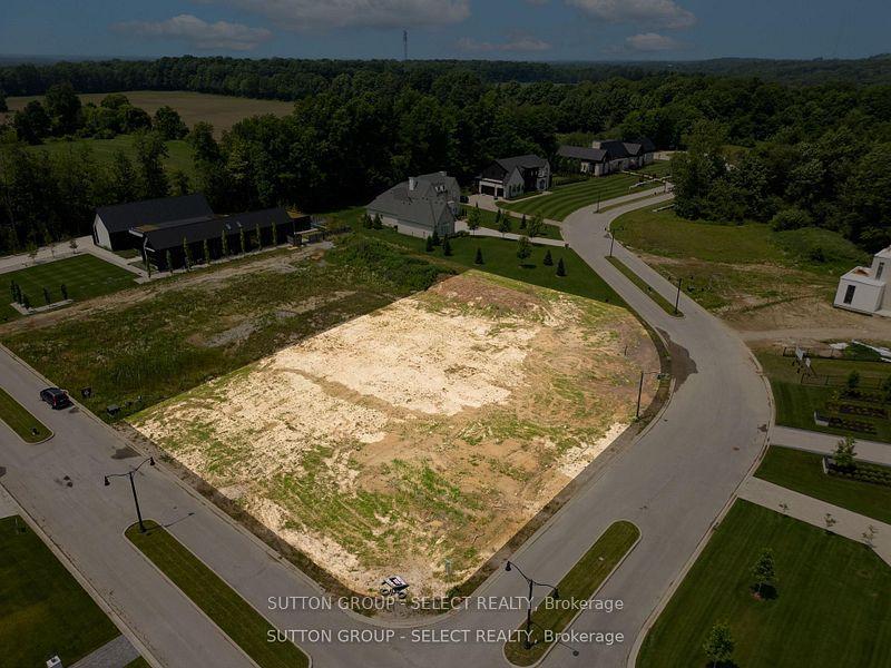 3870 South Winds Drive — photo 1