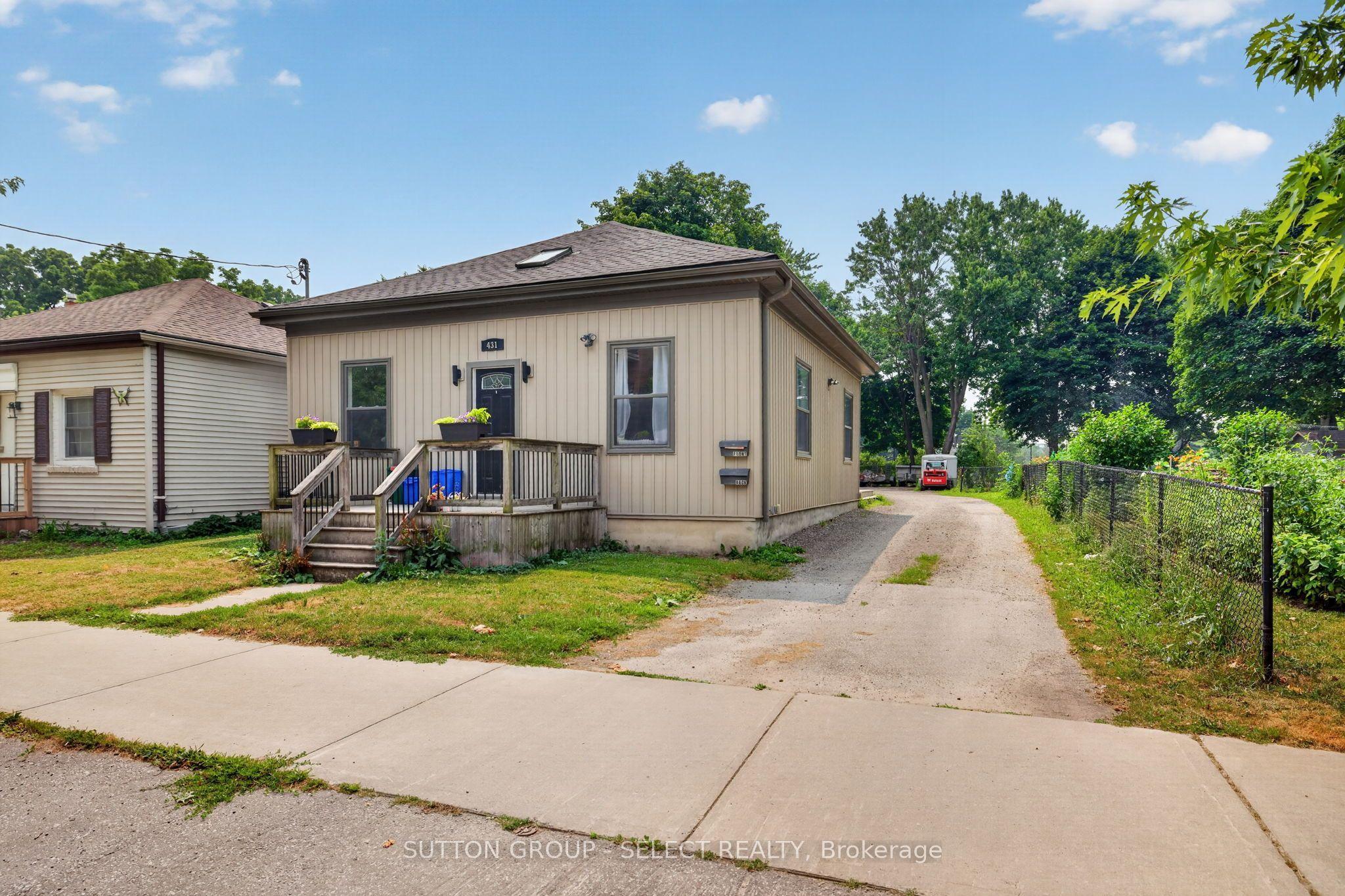431 South Street — photo 1