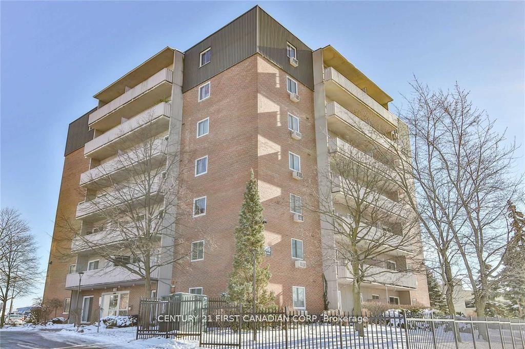 1106 Jalna Boulevard, Unit 305 — photo 1