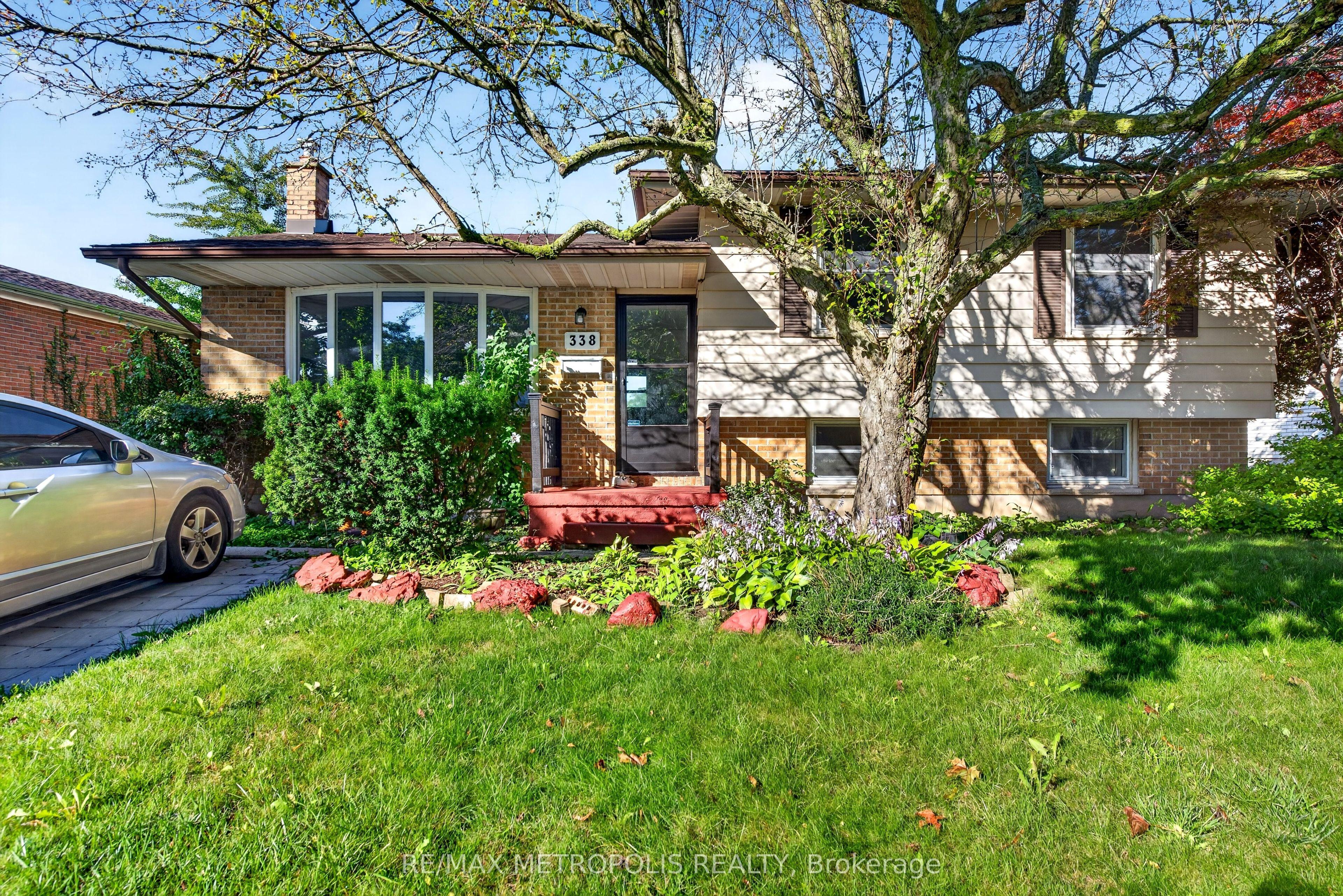338 Millbank Drive — photo 1
