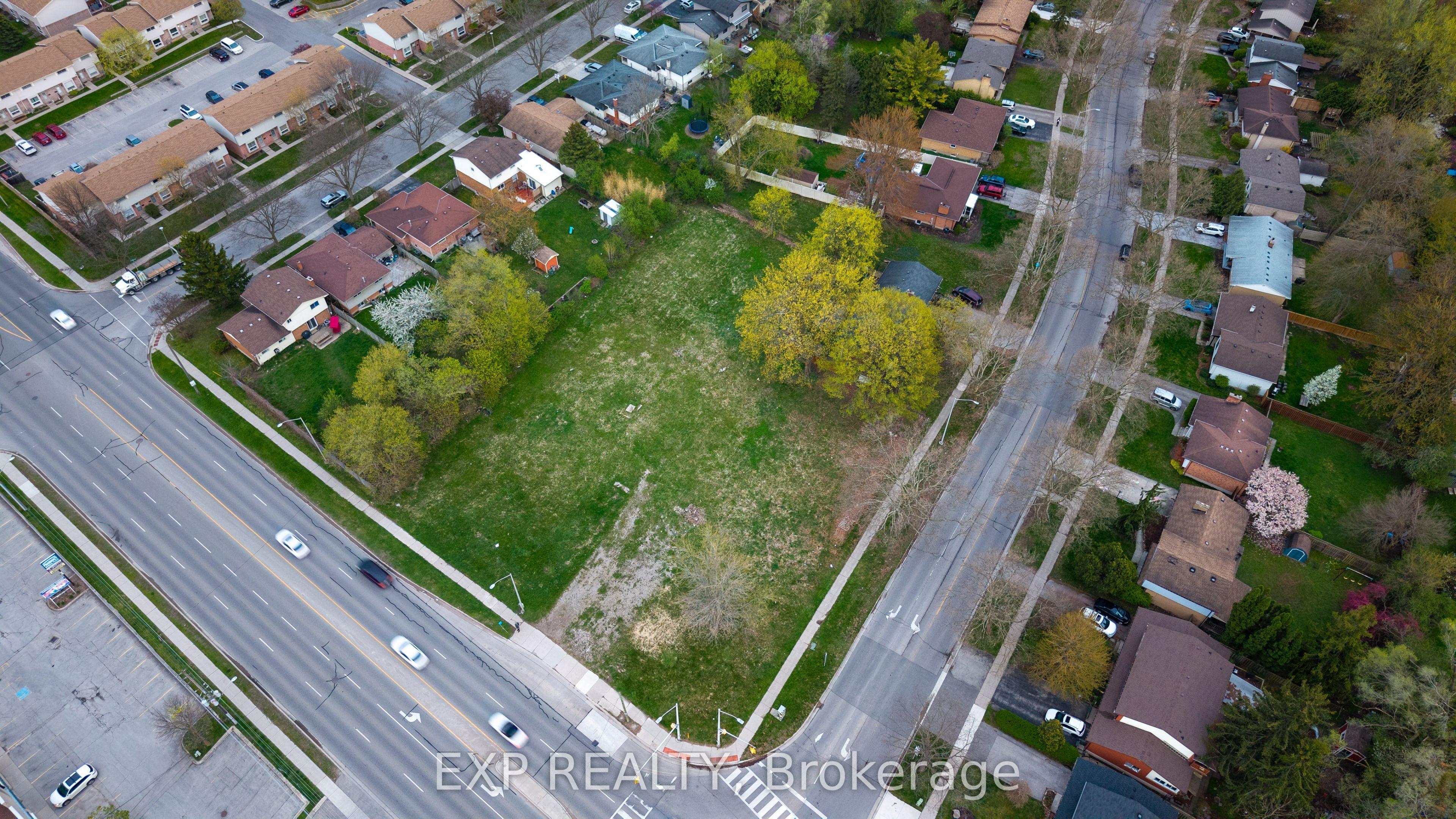 180 Commissioners Road W — photo 1