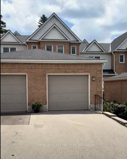 1570 Richmond Street, Unit 7 — photo 1