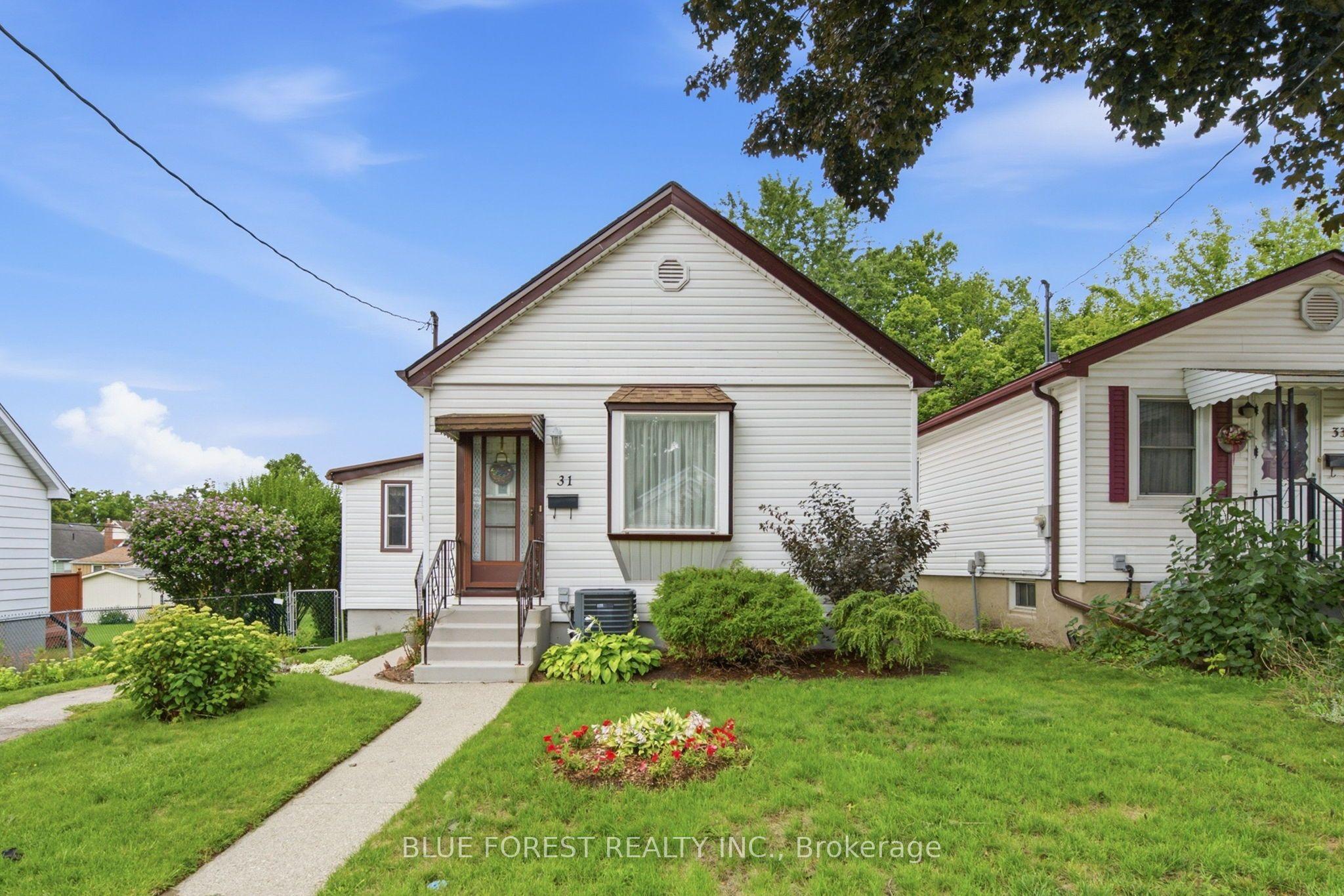 31 Barker Street — photo 1