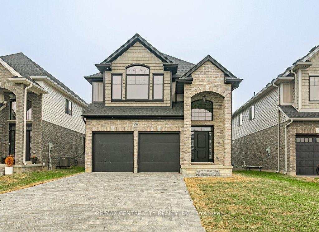 1761 Finley Crescent — photo 1