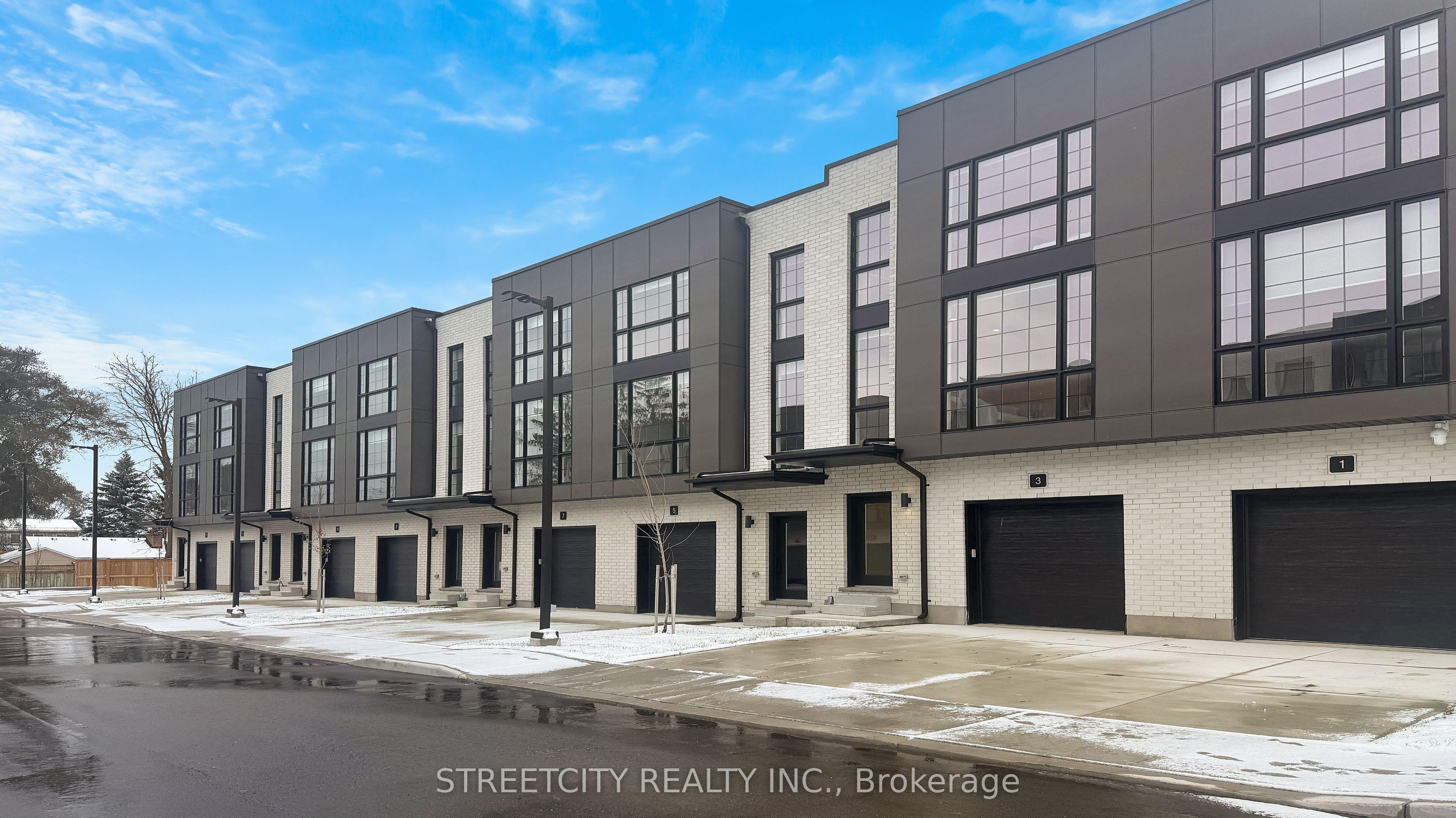 2500 MAIN Street, Unit 15 — photo 1