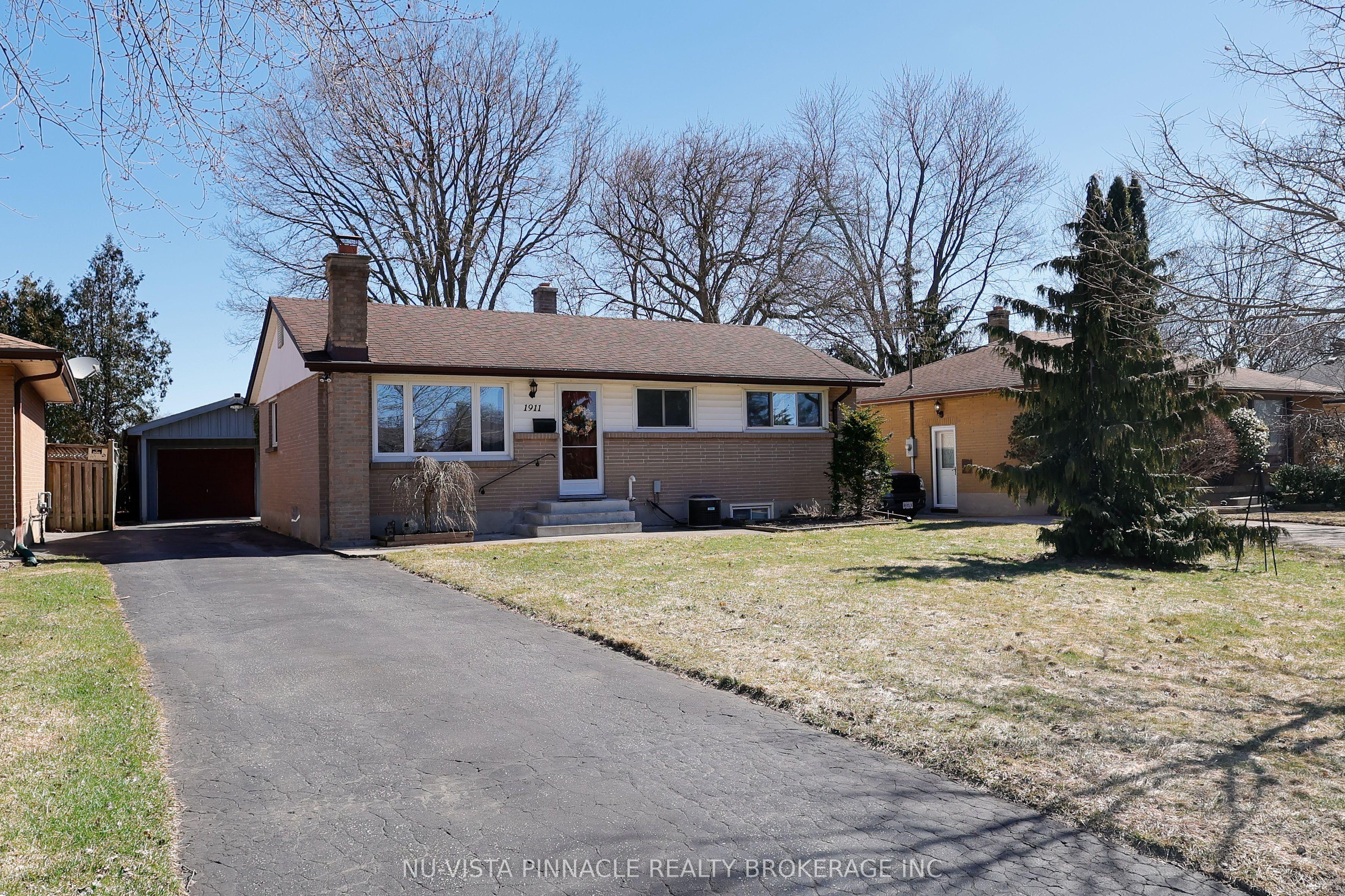 1911 CRYSTAL Crescent — photo 1