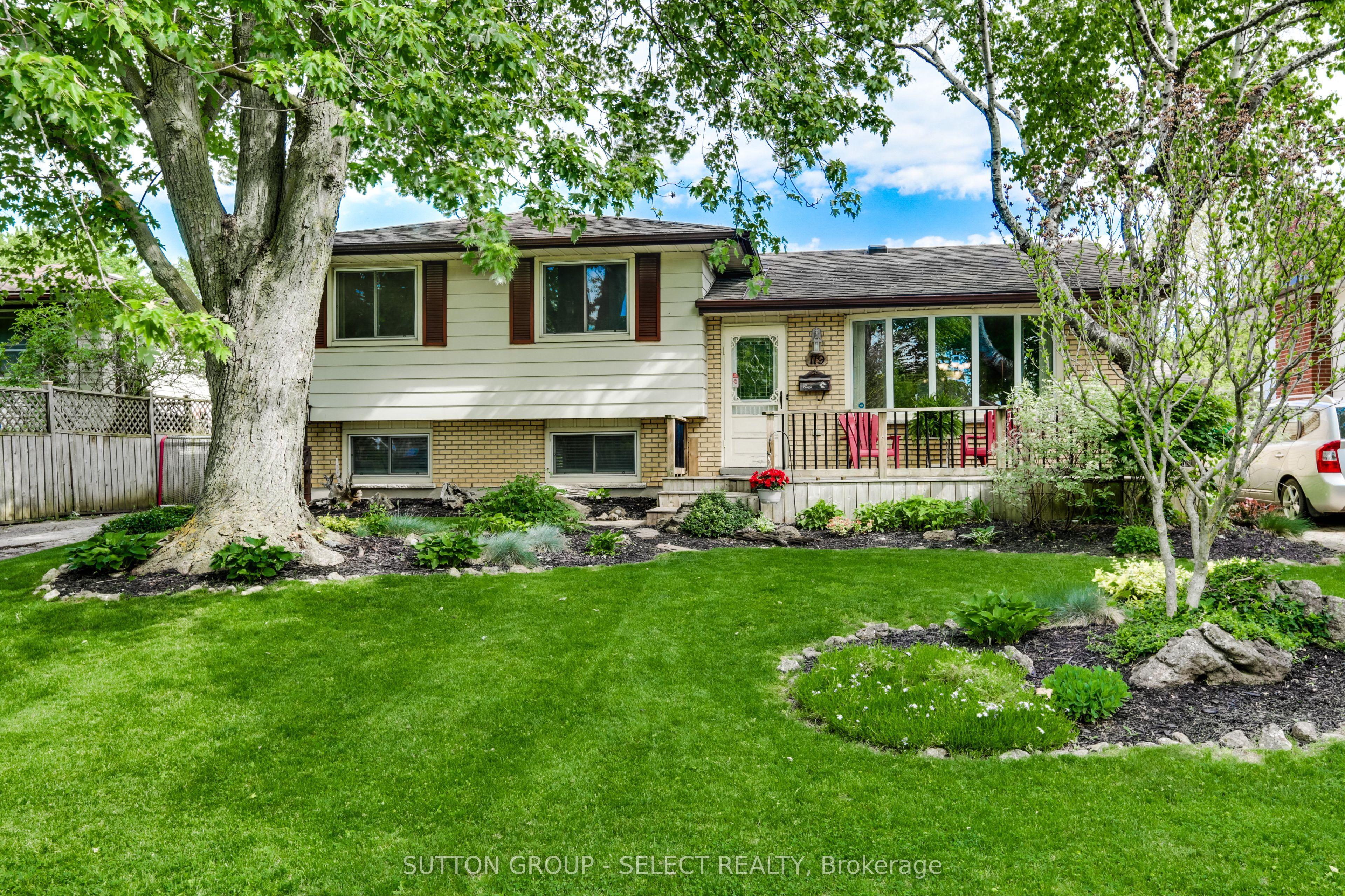 119 Metcalfe Crescent — photo 1