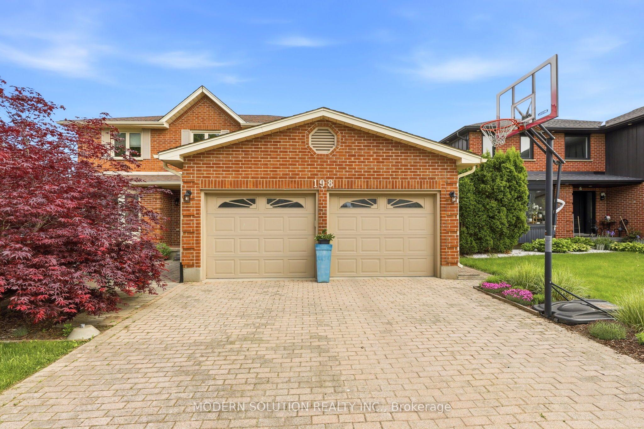 198 Pine Valley Drive — photo 1