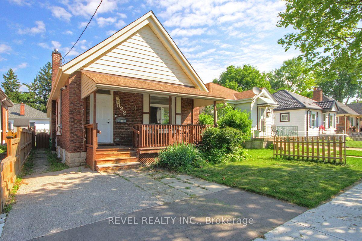 322 Mornington Avenue — photo 1