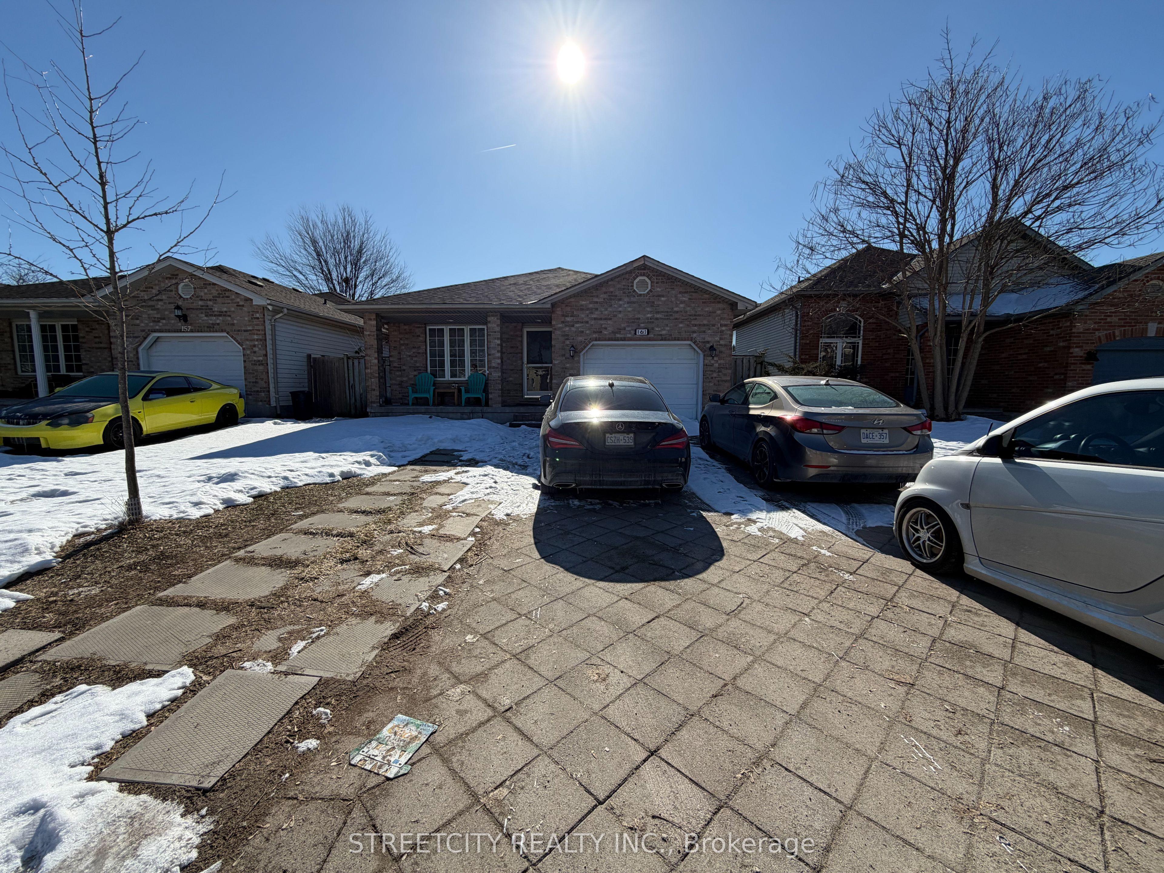 161 Thurman Circle — photo 1