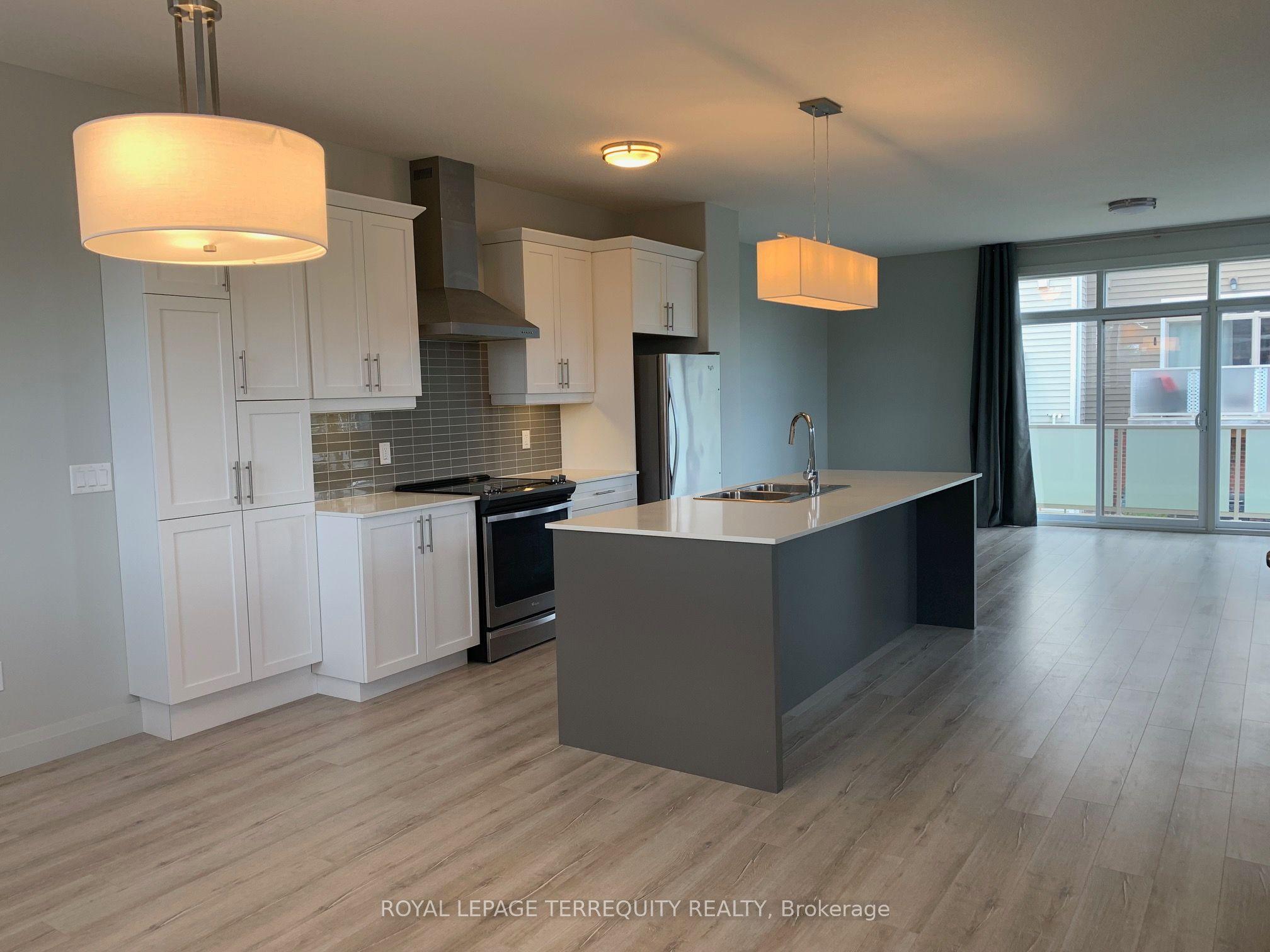 3025 Singleton Avenue, Unit 2 — photo 1