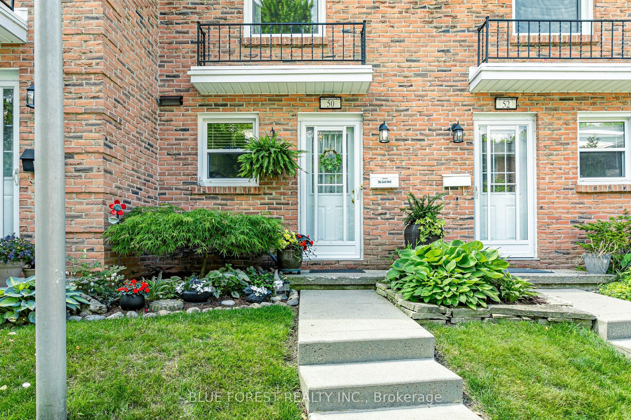 1385 Commissioners Road W, Unit 50 — photo 1