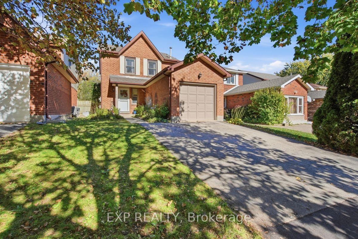 147 Walmer Gardens — photo 1