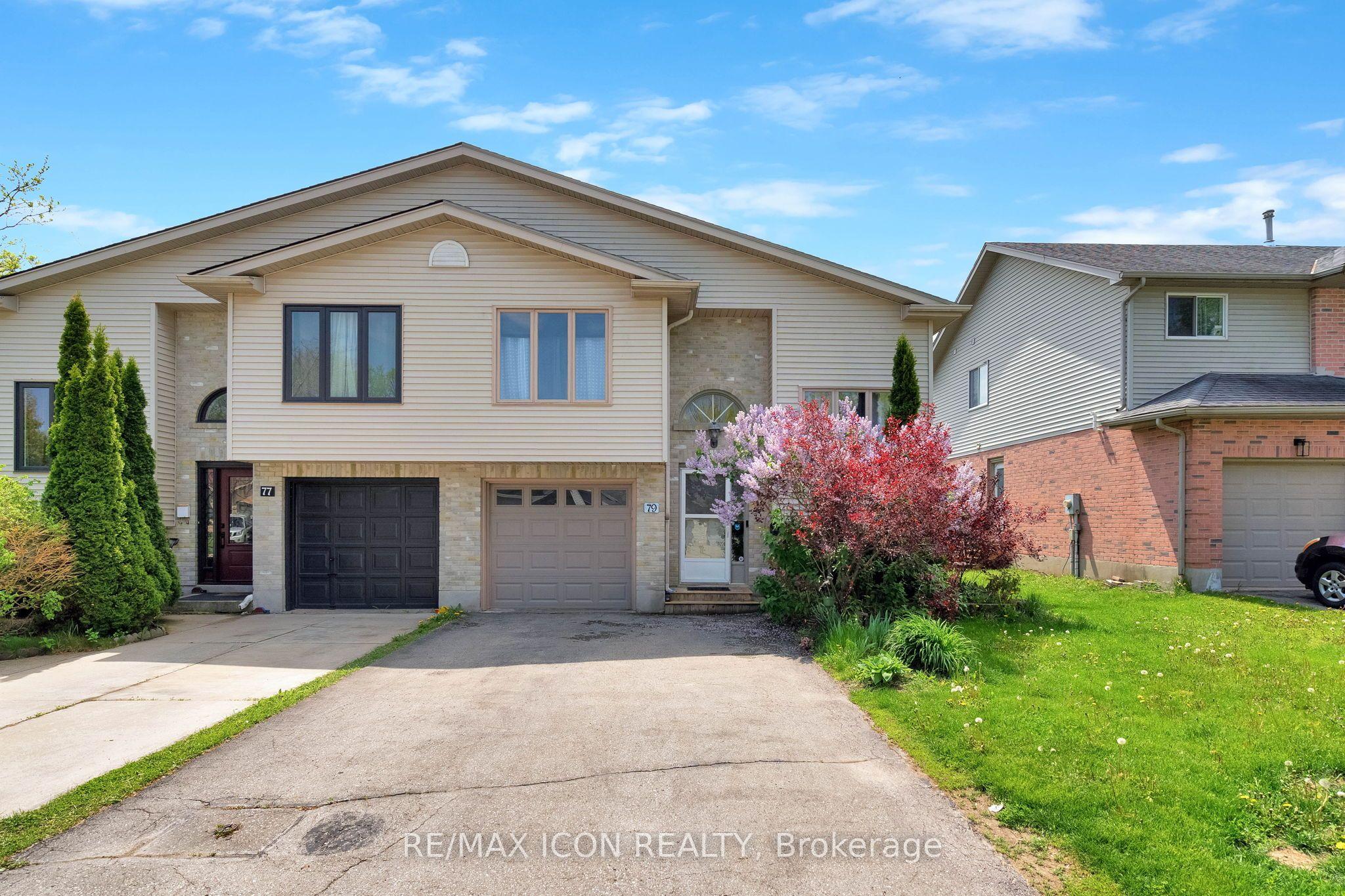 79 Sunrise Crescent — photo 1