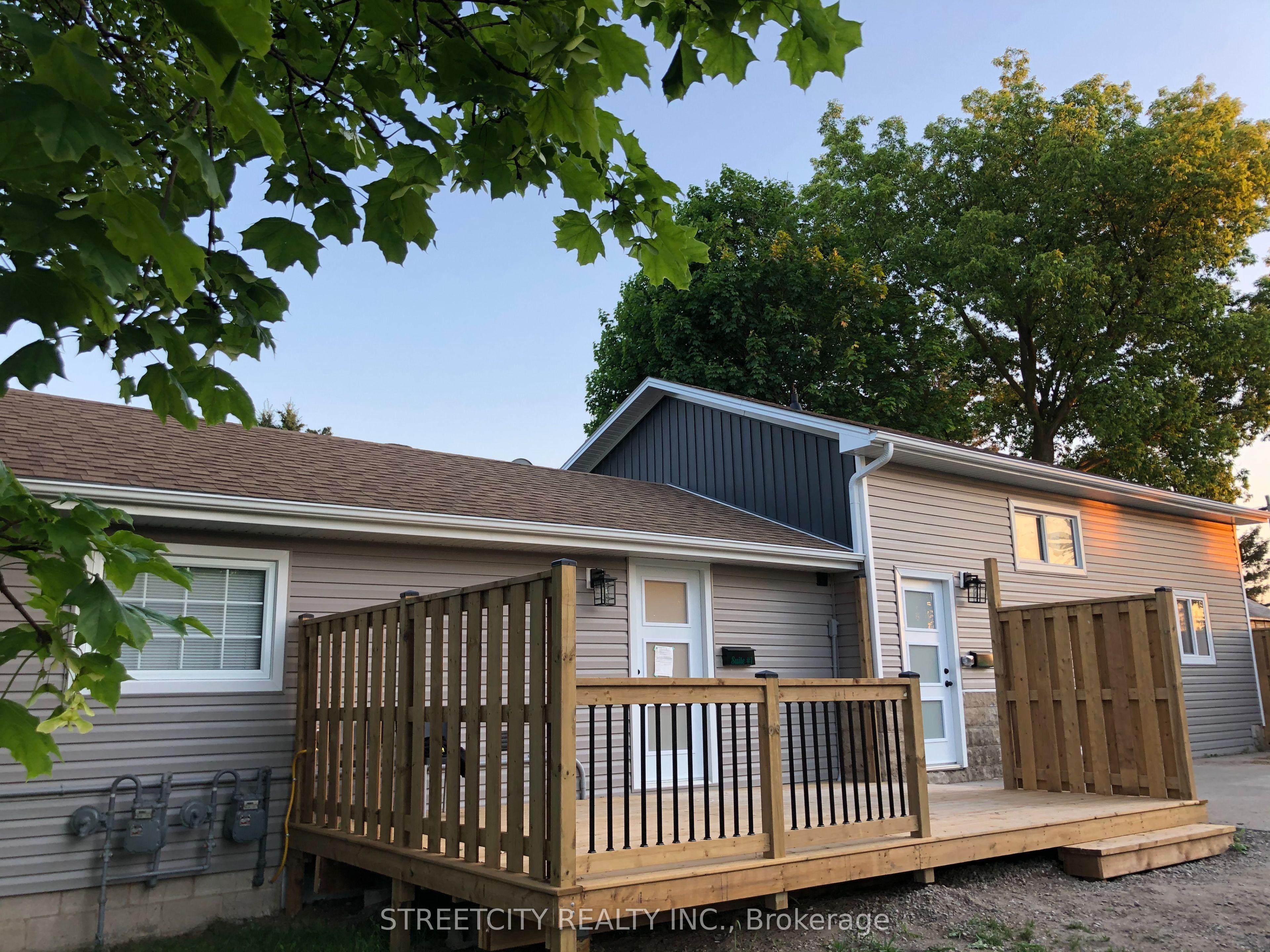 163 Emerson Street — photo 1