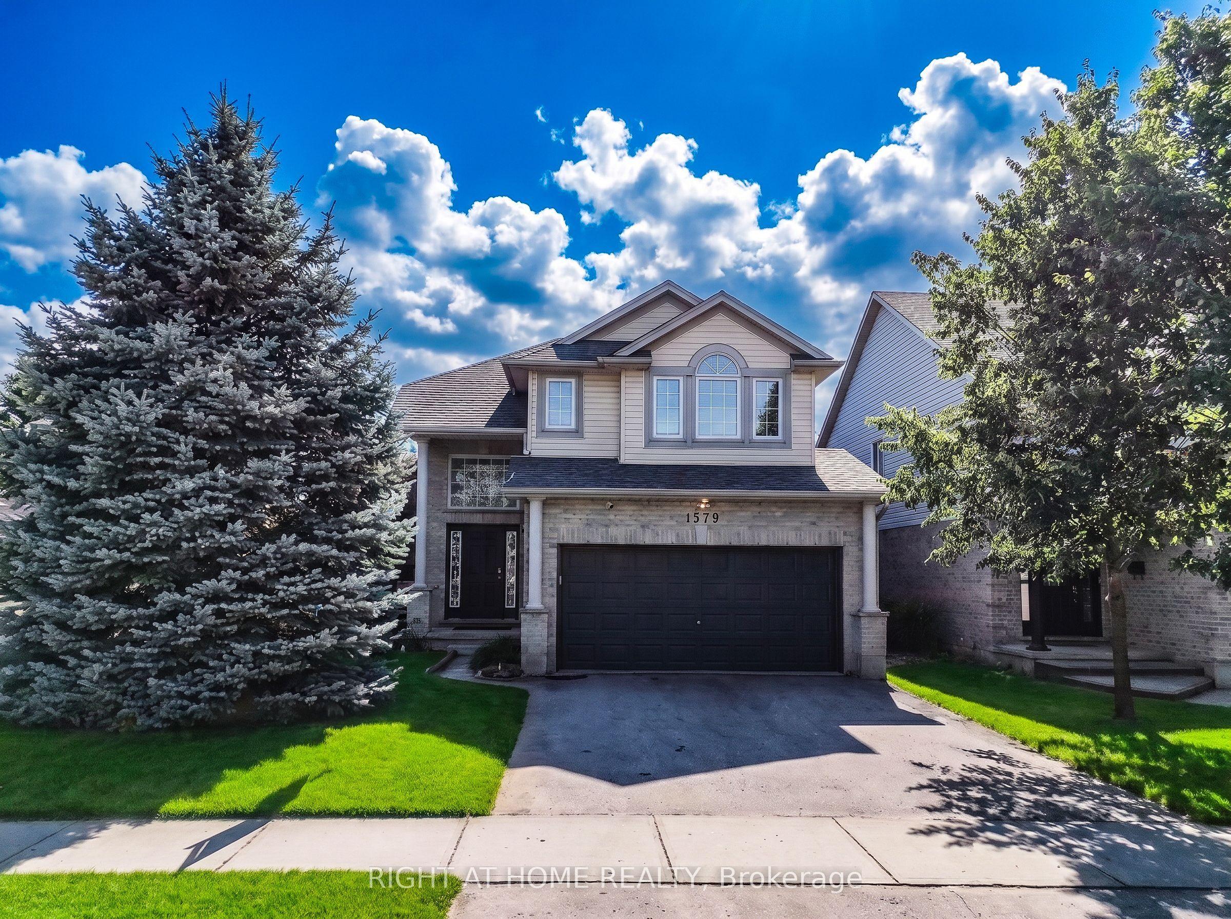 1579 Devos Drive — photo 1