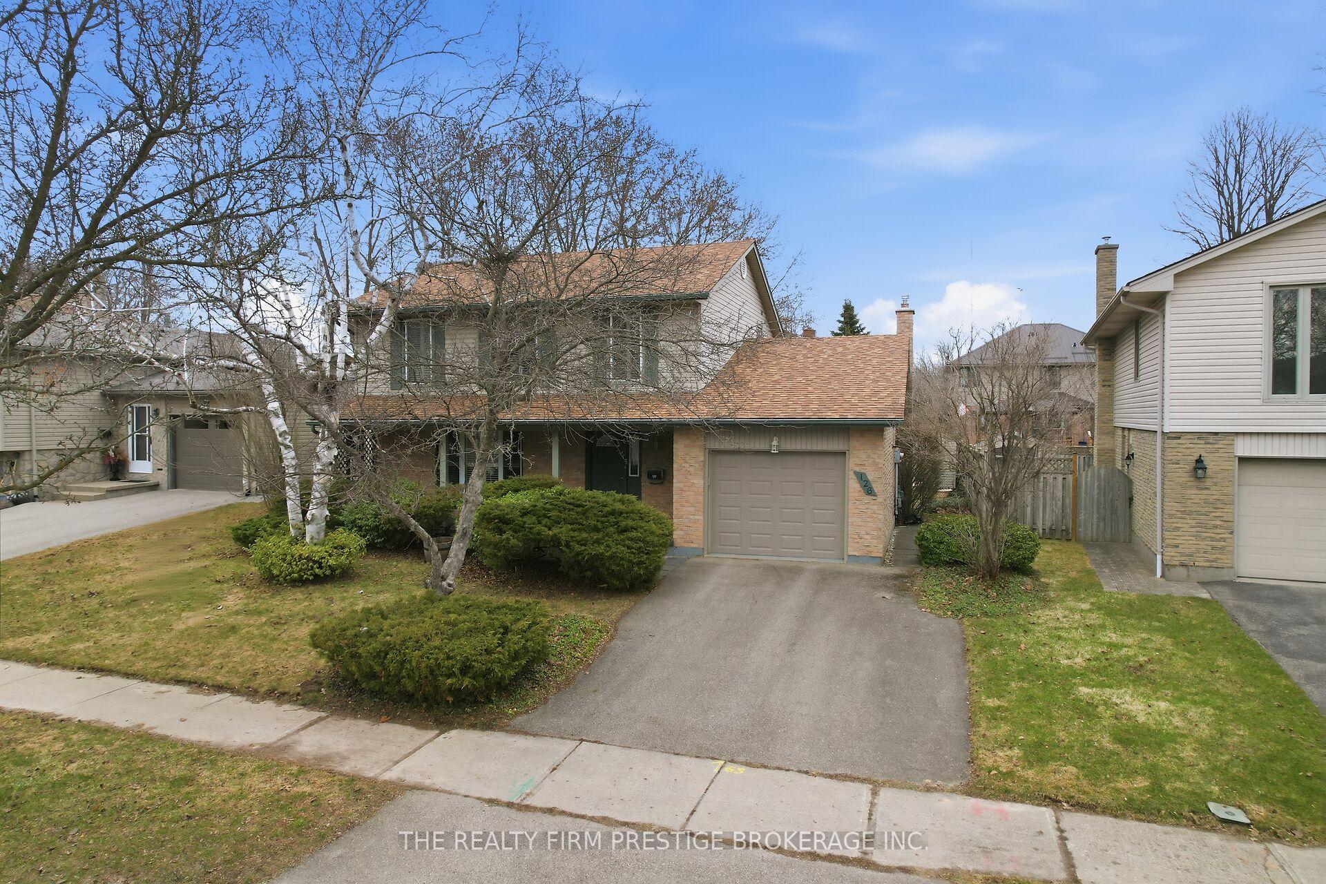 126 Gardenvale Crescent — photo 1