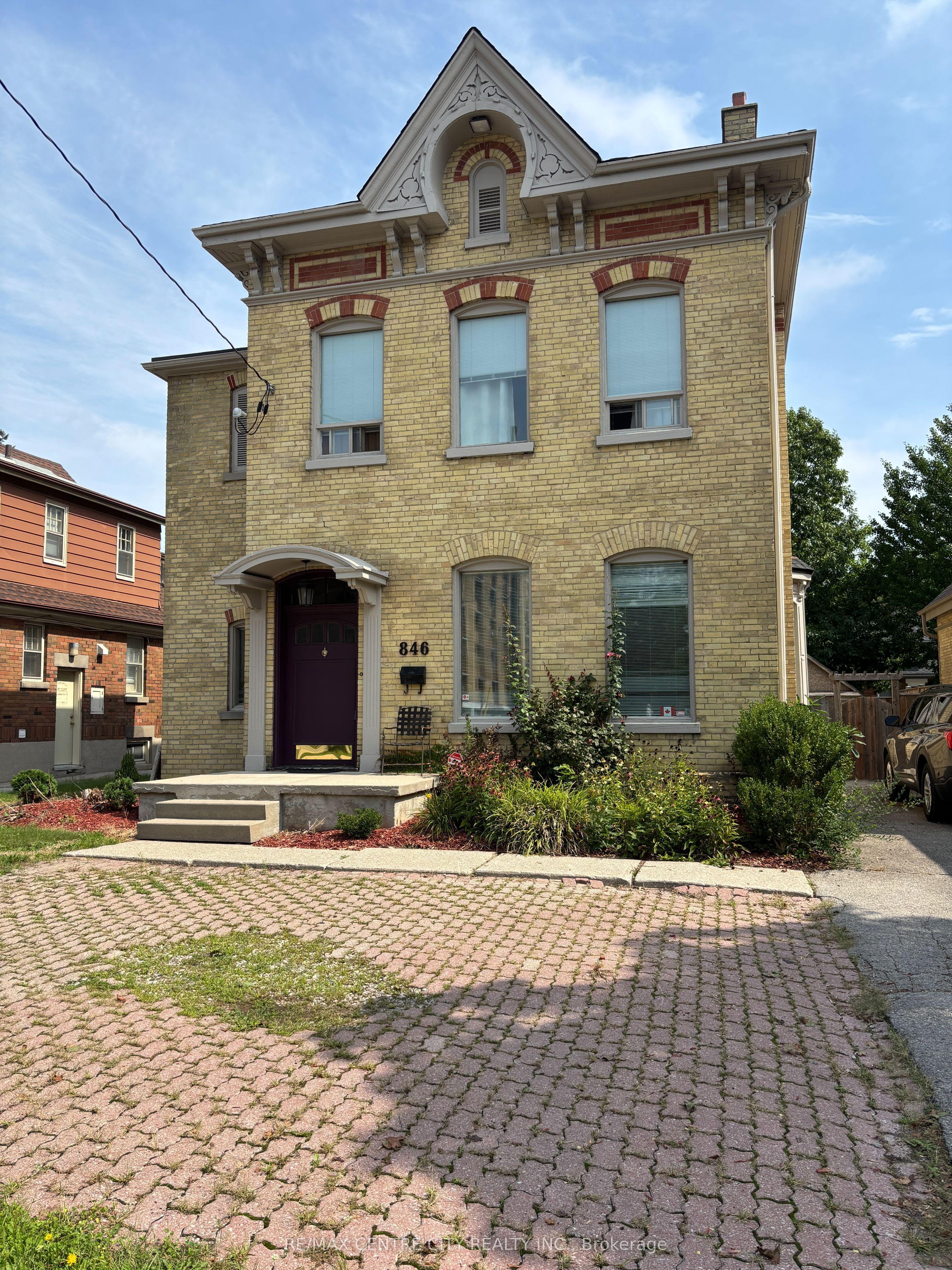 846 Richmond Street — photo 1