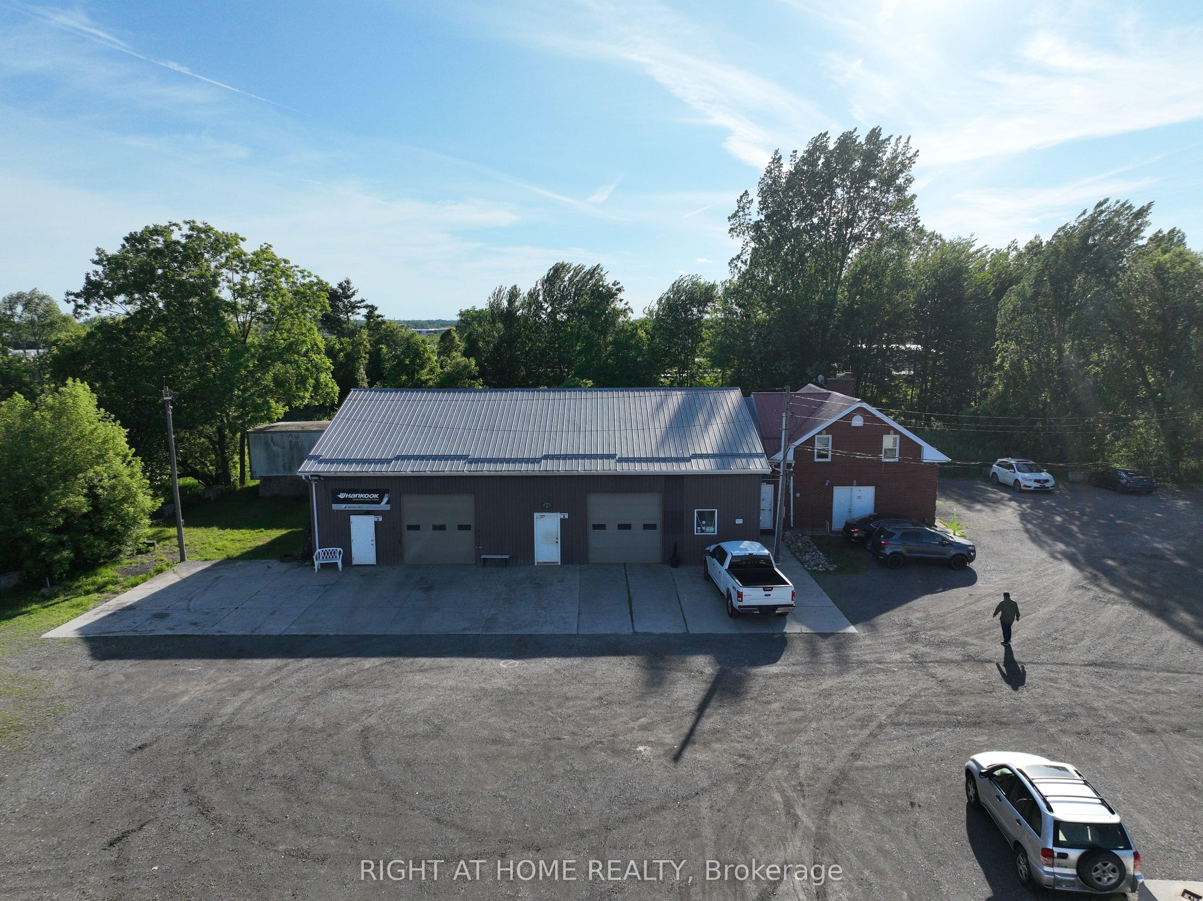 443 Exeter Road, Unit 8 — photo 1