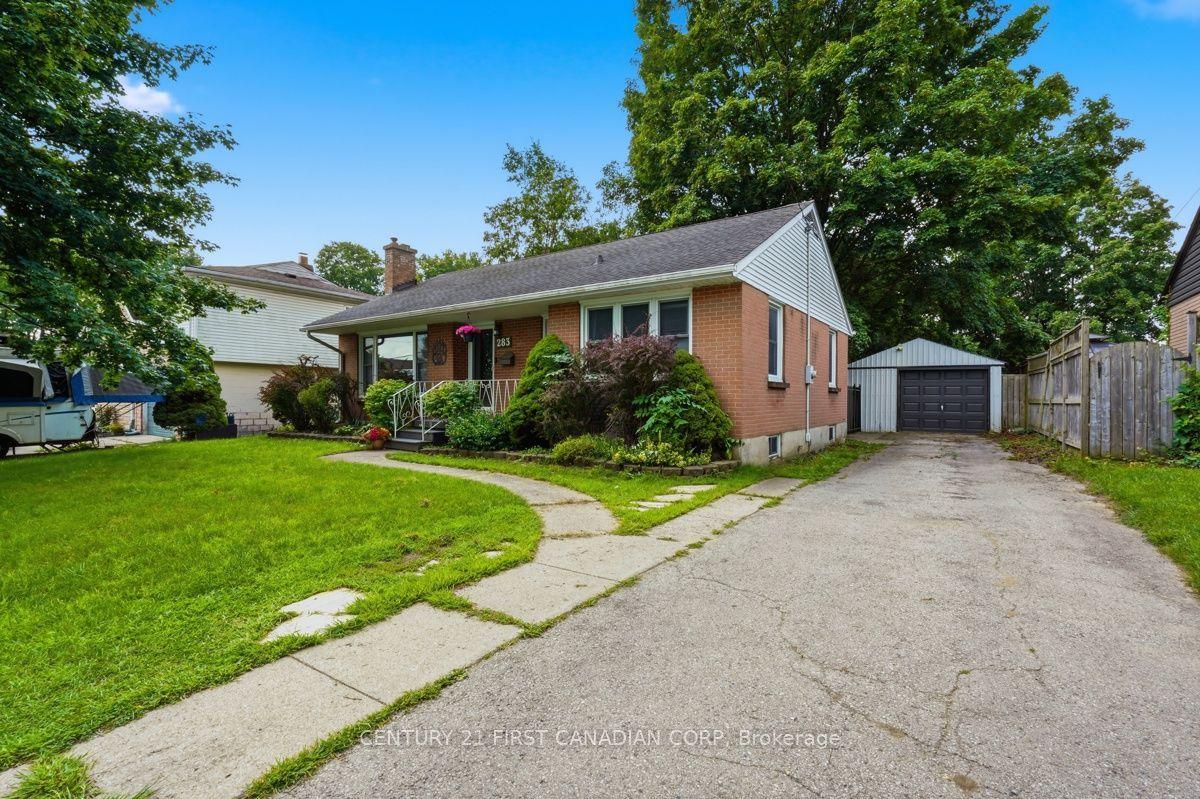 283 Spruce Street — photo 1