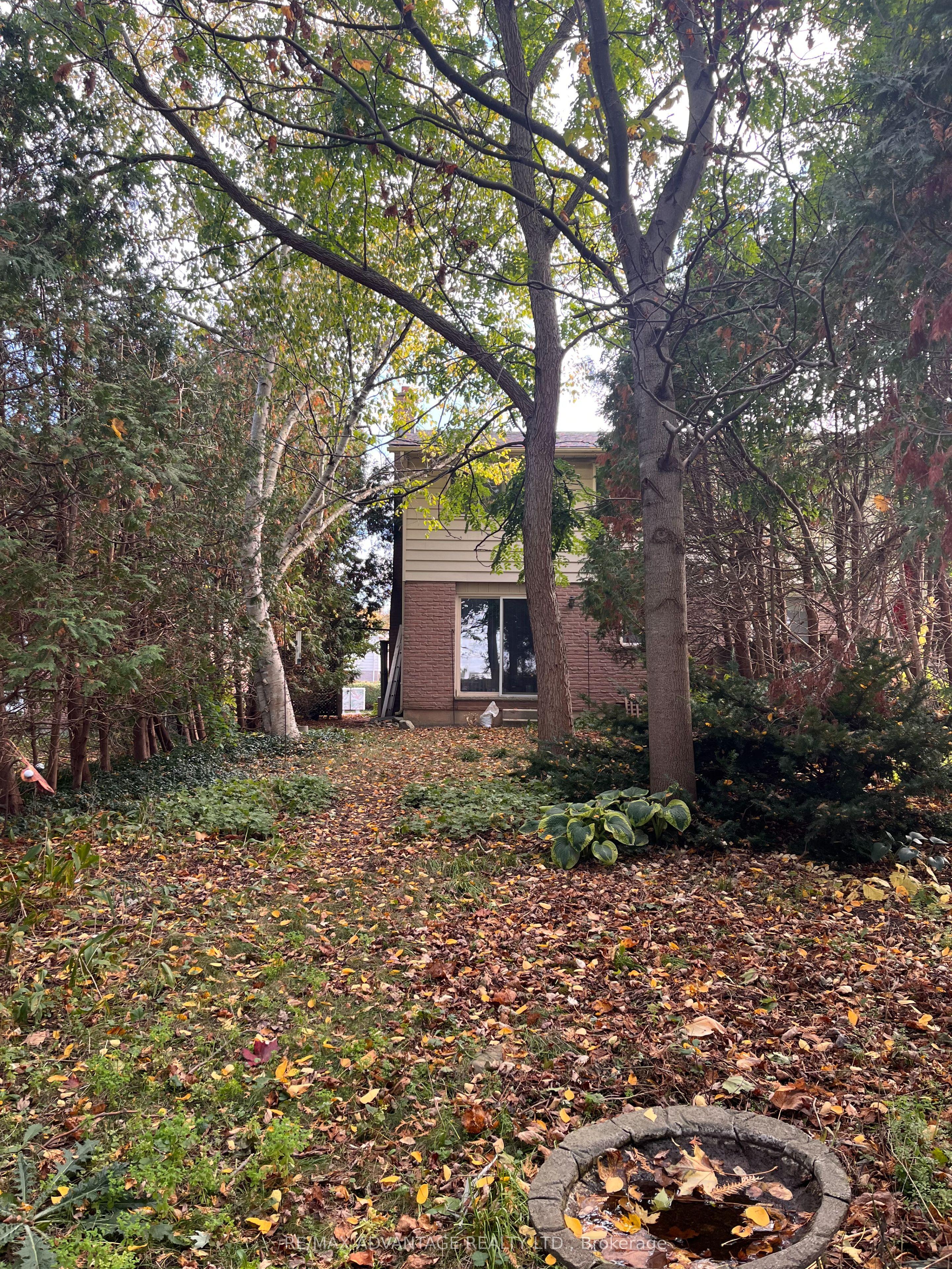1796 Attawandaron Road — photo 1