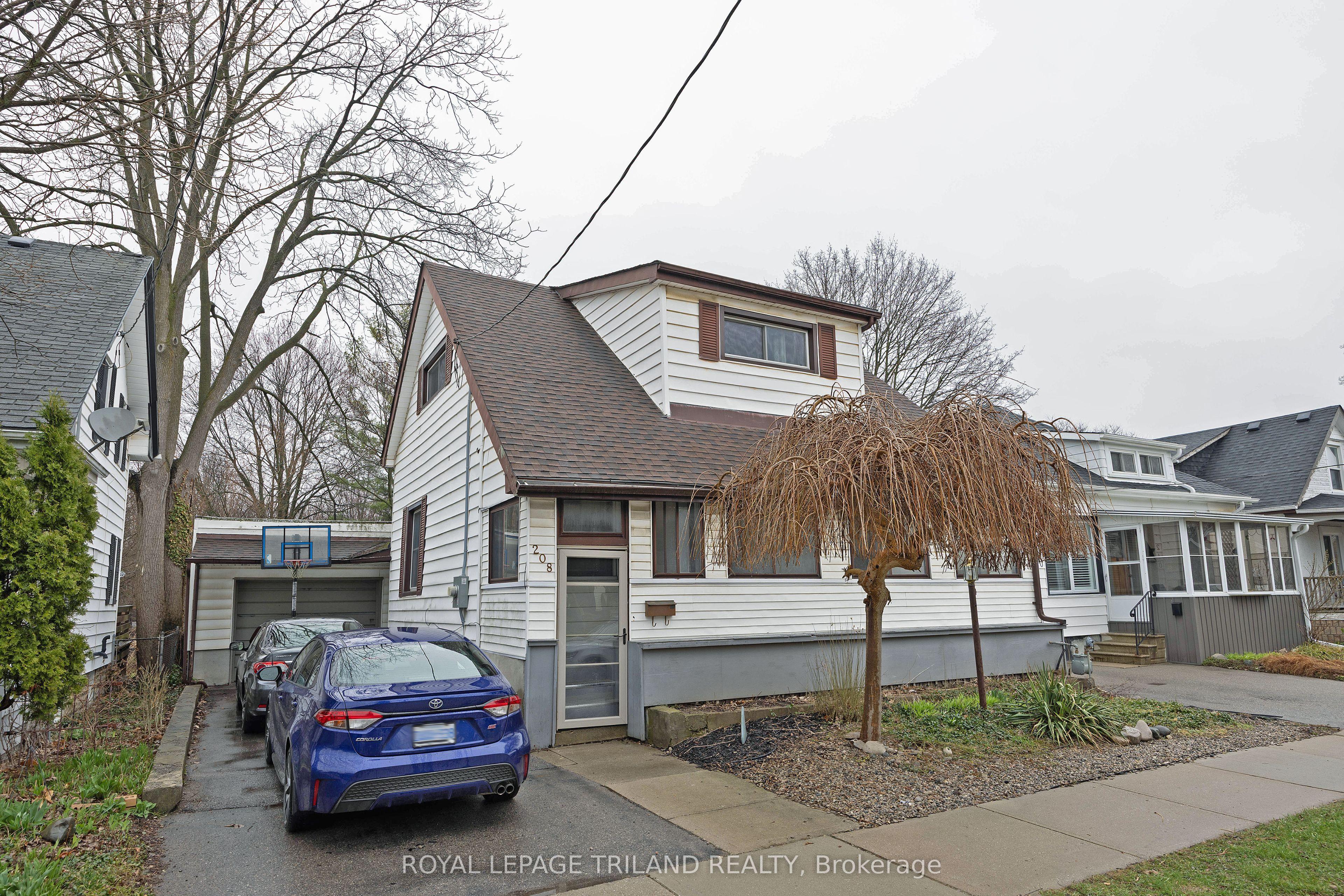 208 Edward Street — photo 1