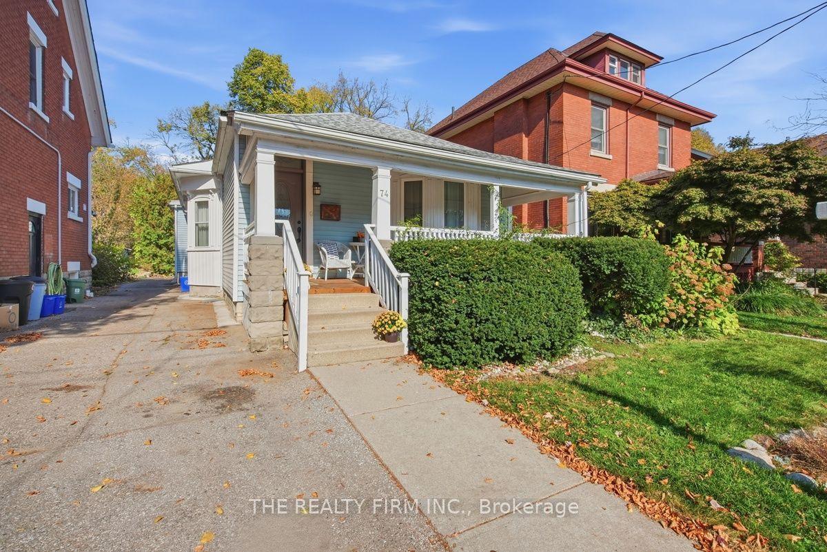 74 Bruce Street — photo 1