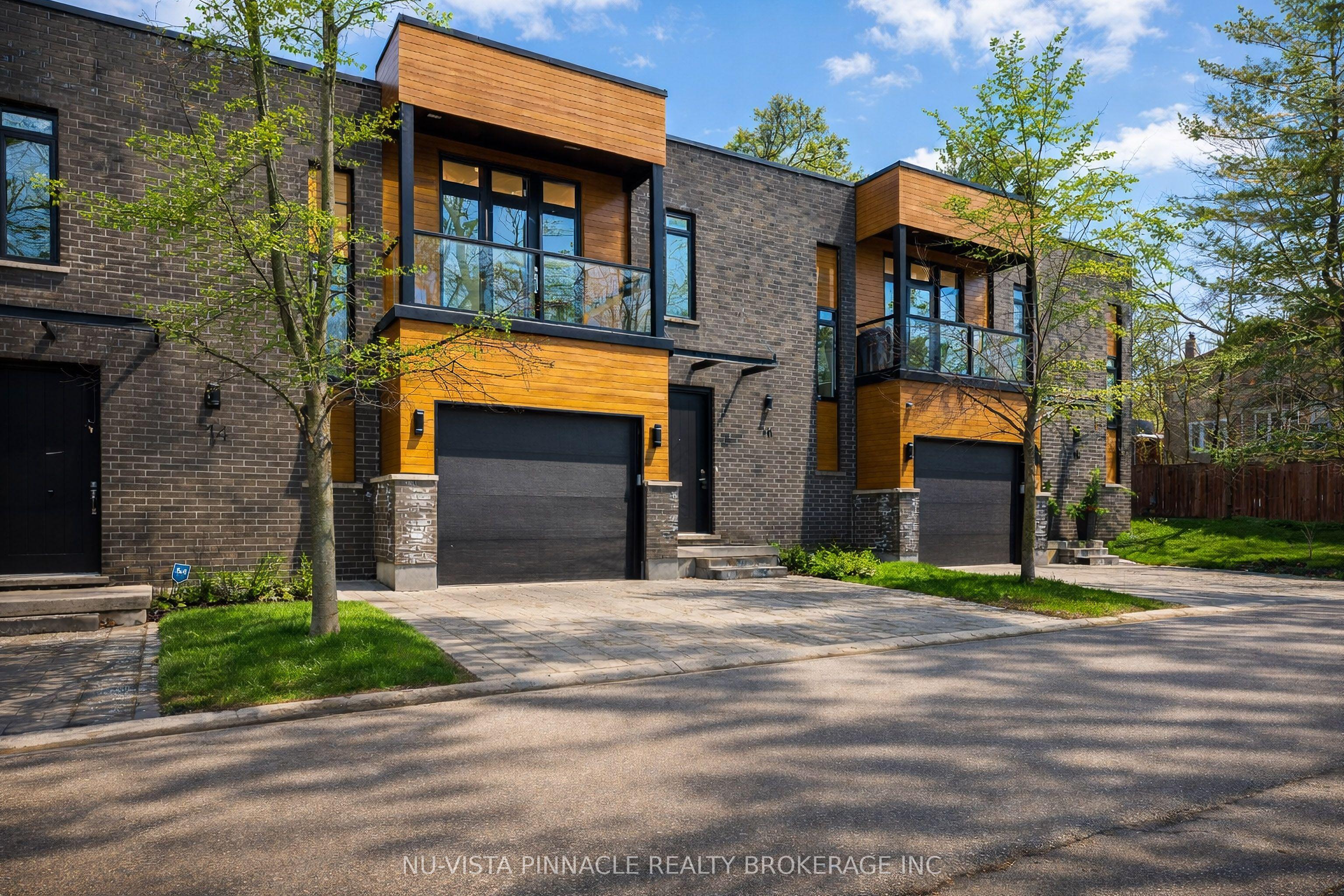 433 Hyde Park Road, Unit 16 — photo 1
