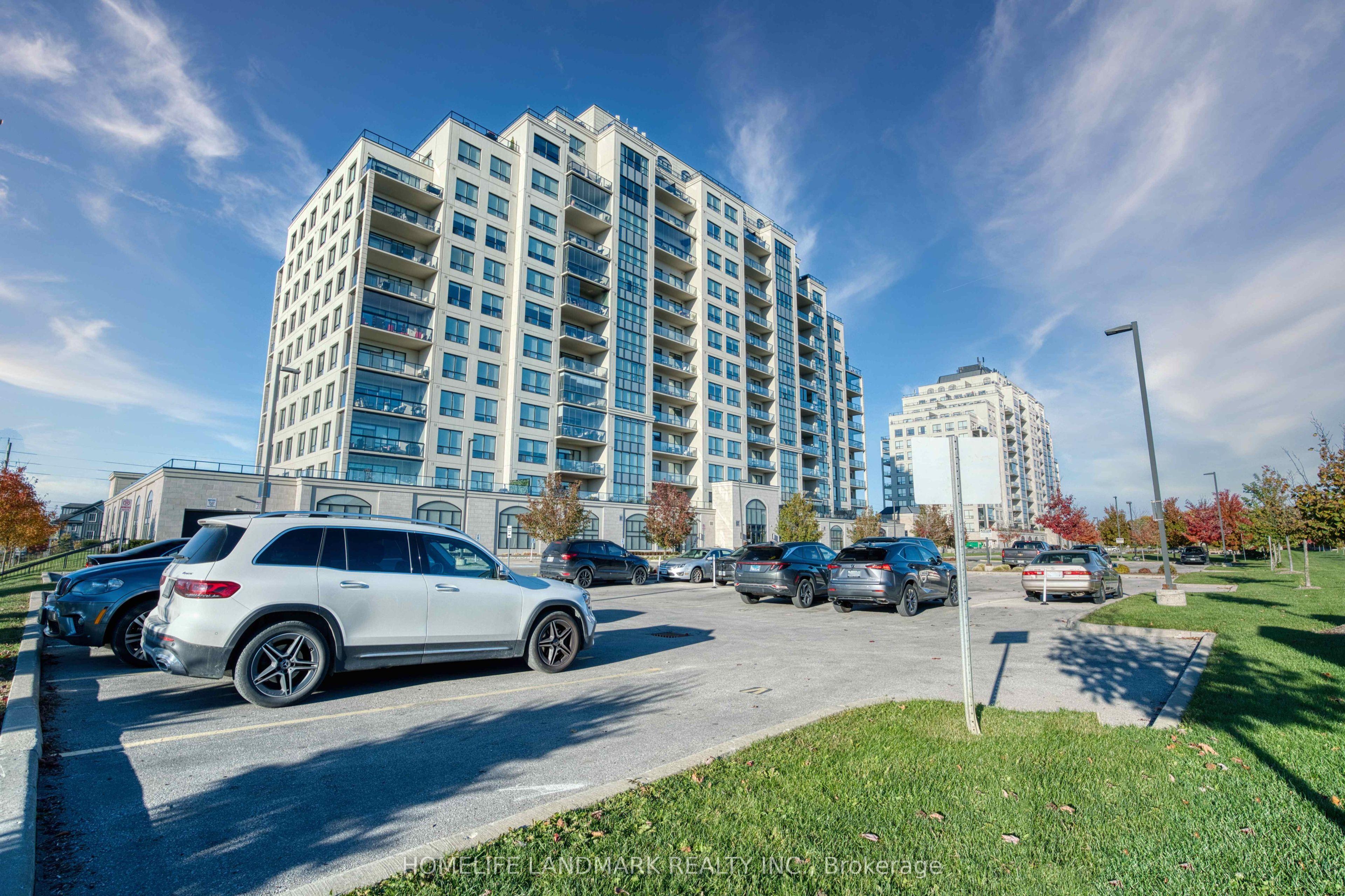 260 VILLAGEWALK Boulevard, Unit 313 — photo 1